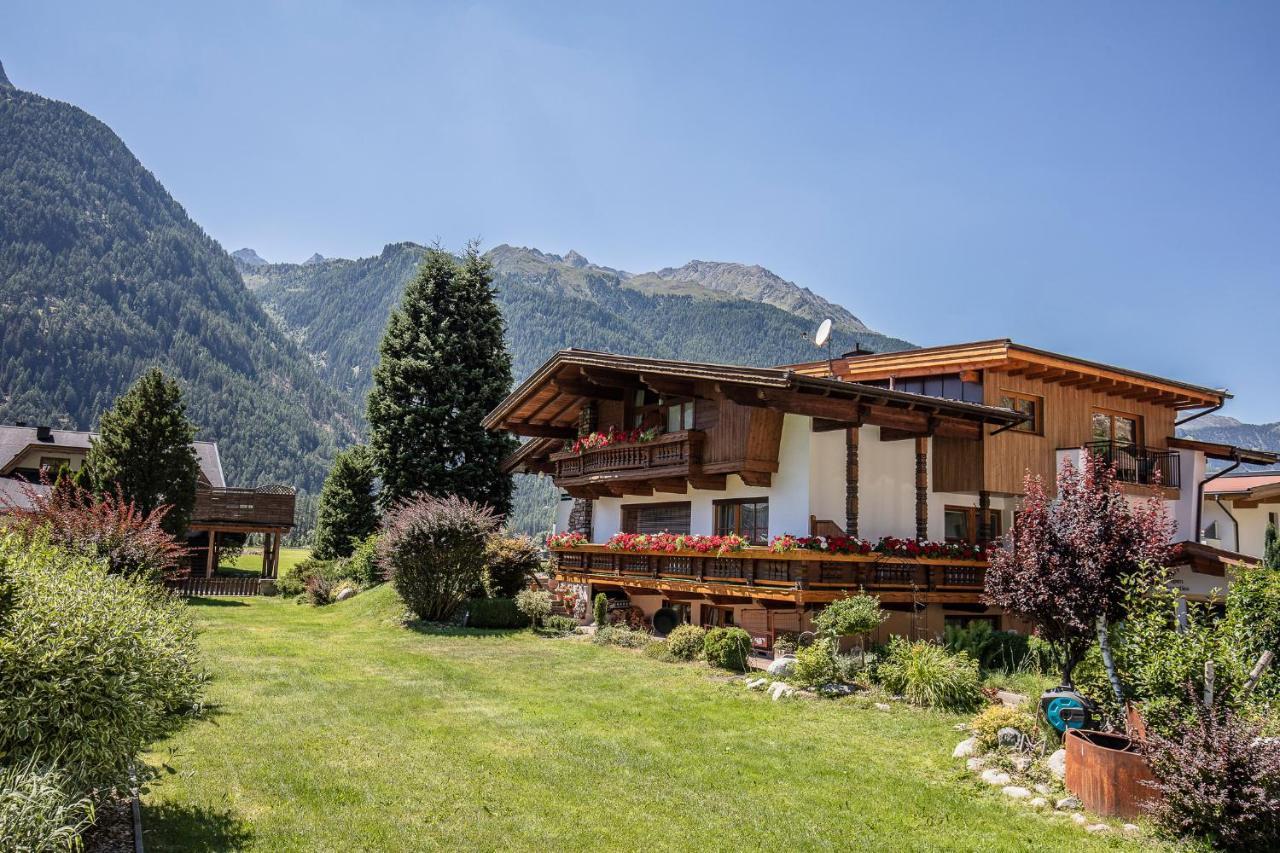 Gaestehaus Waltraud Langenfeld Luaran gambar